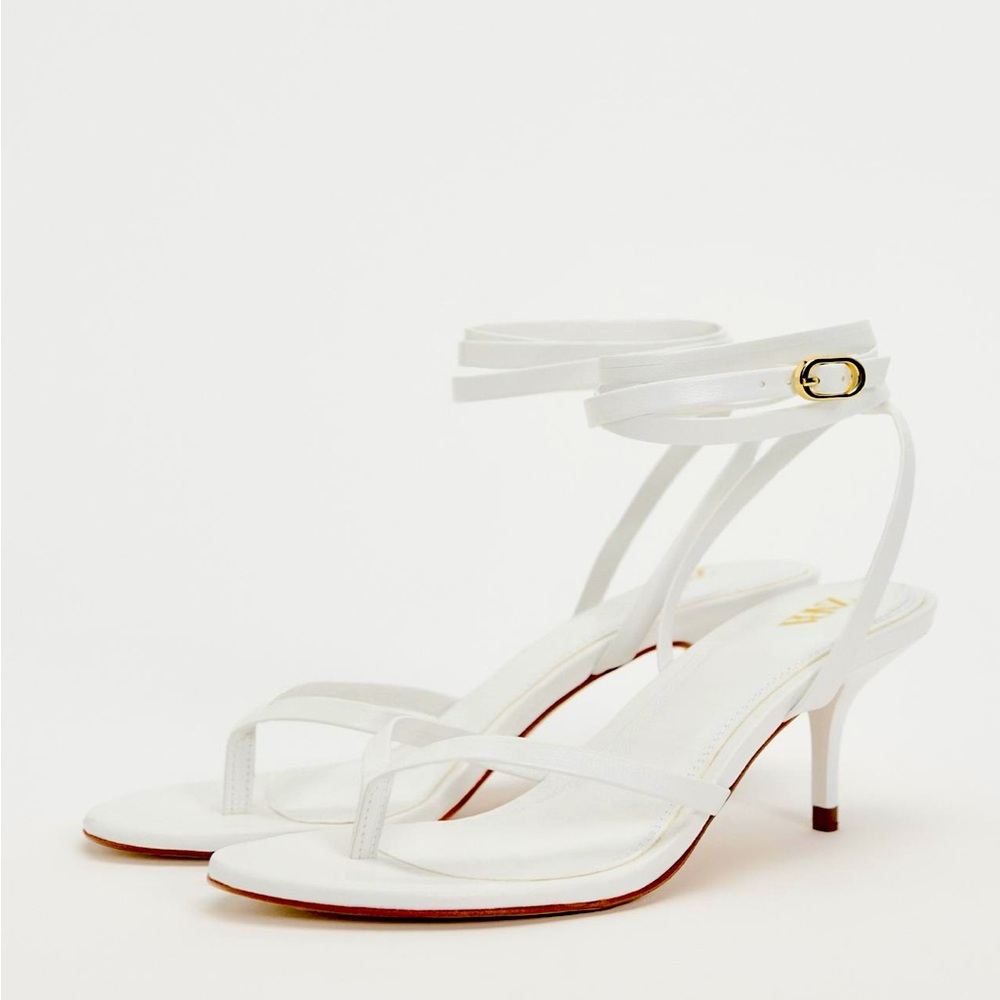 Thong strap up sandal